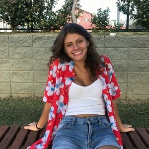 Meet your Posher, Addy